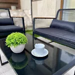 Large One Bedroom With Terrace Next To The Lift Apartamento