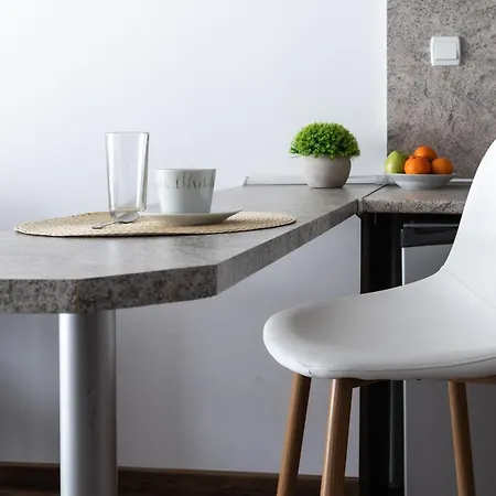 דירה Large One Bedroom With Terrace Next To The Lift