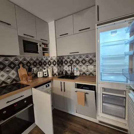 Appartamento Large One Bedroom With Terrace Next To The Lift *